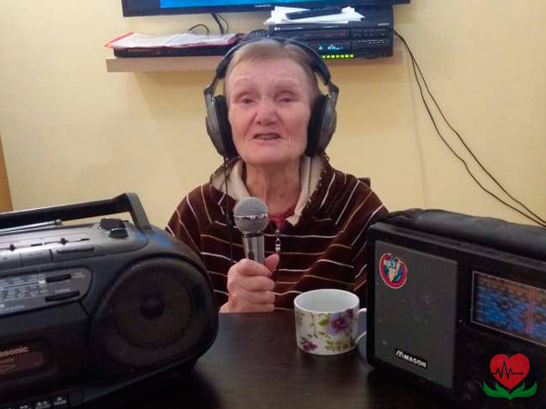 День радио в пансионате для пожилых людей Поколение