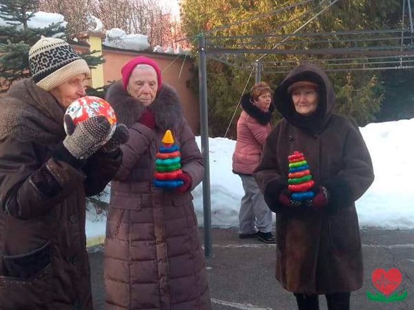 День спорта в пансионате для пожилых людей в Москве