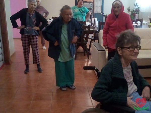 Физические упражнения в пансионате для пожилых людей недорого