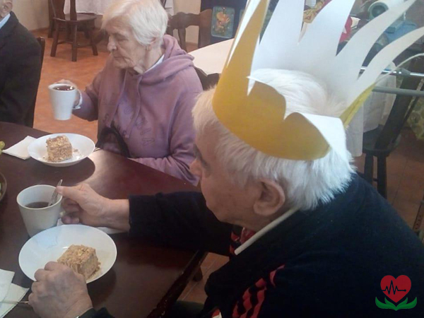 Наши чаепития в пансионате для пожилых людей недорого