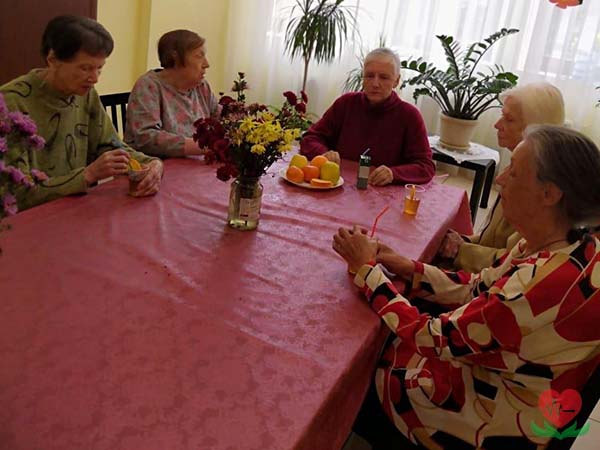 День сока в пансионате для пожилых людей в Подмосковье