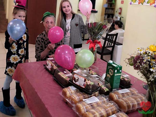 День рождения в пансионате для пожилых людей в Москве