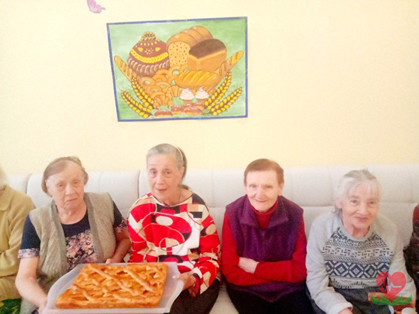 День Хлеба в пансионате для пожилых людей в Москве