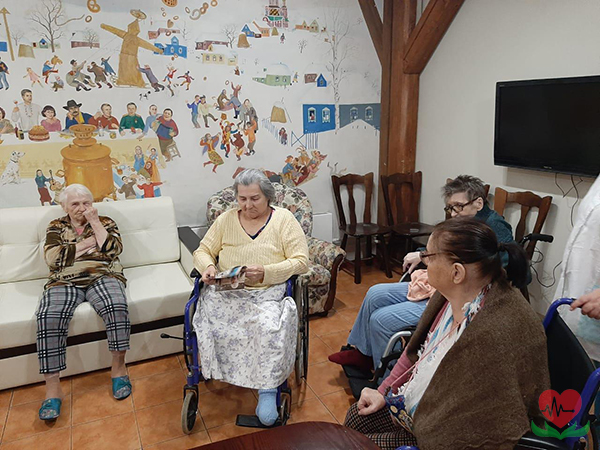 День КВН в пансионате для пожилых людей в Москве